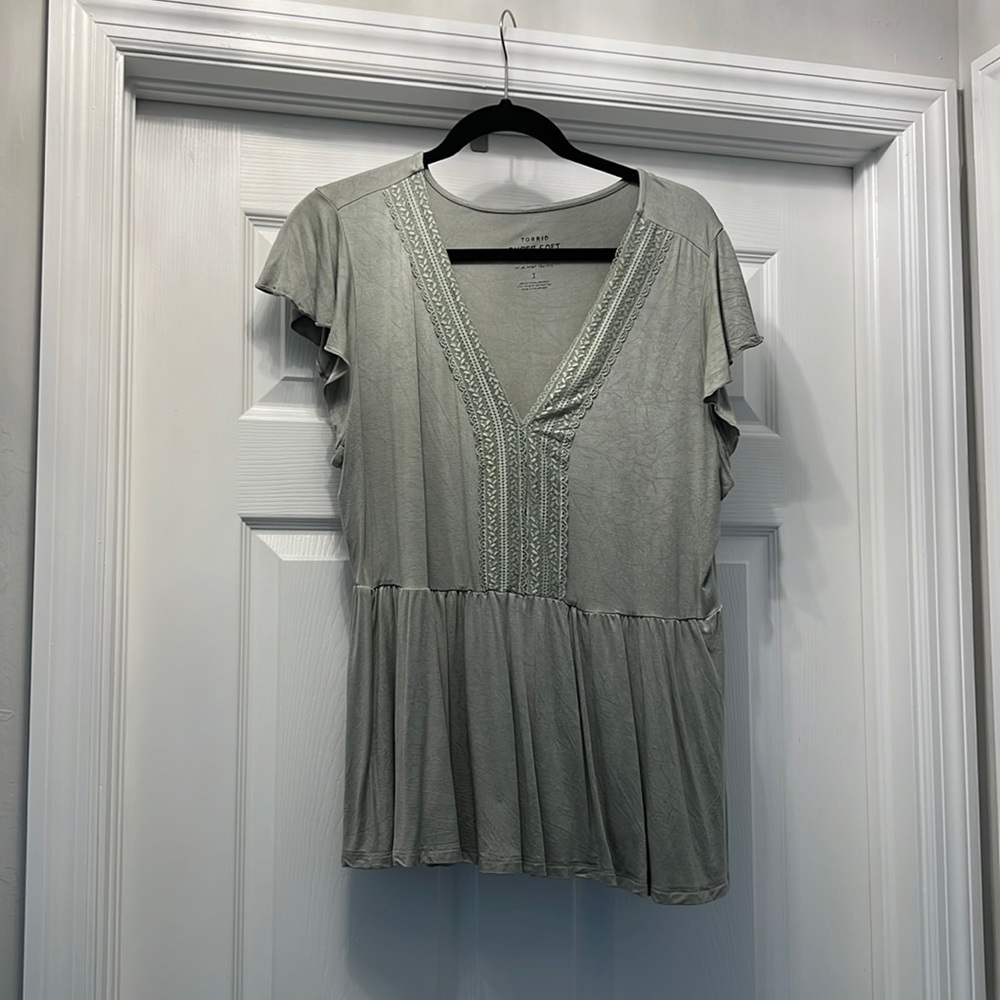 Green Flowy Shirt